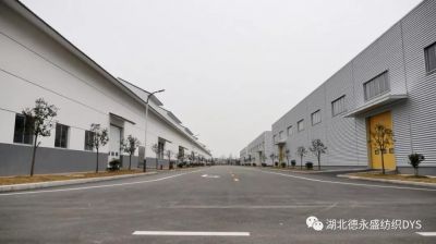 寬闊的生產(chǎn)廠房